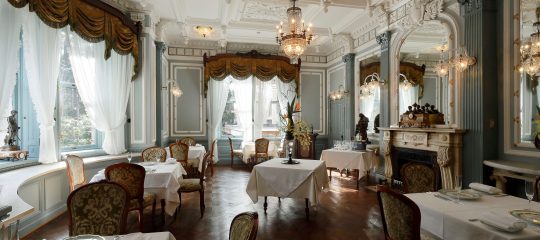 長楽館FRENCH LE CHENE