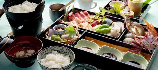 料亭 ゆう月